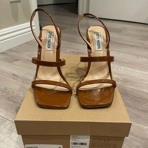 Steve Madden Cognac Patent Heels